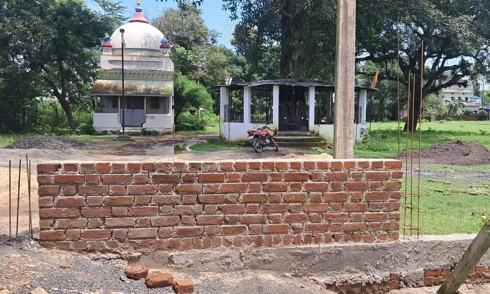 मेहेरबाबा ट्रस्ट की ‘दान की जमीन’ का मामला मेहेरबाबा ट्रस्ट की ‘दान की जमीन’ का मामला