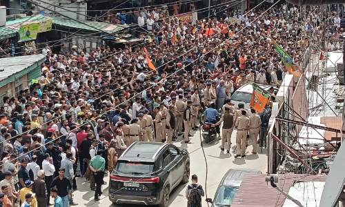 मस्जिद को लेकर शिमला में मचा बवाल, हिंदु संगठन के लोगों ने किया प्रदर्शन, मंत्री अनिरुद्ध सिंह ने दागे तीखे सवाल
