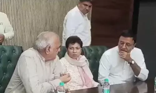 कांग्रेस की पहली सूची का बढ़ा इंतजार, आप से गठबंधन करने को लेकर पार्टी के अंदर उठे विरोध के सुर कांग्रेस की पहली सूची का बढ़ा इंतजार, आप से गठबंधन करने को लेकर पार्टी के अंदर उठे विरोध के सुर