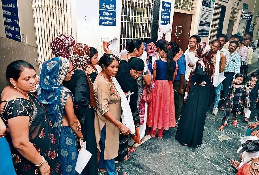बढ़ रही डेंगू पीड़िताें की संख्या, 10 नए मरीज मिले बढ़ रही डेंगू पीड़िताें की संख्या, 10 नए मरीज मिले