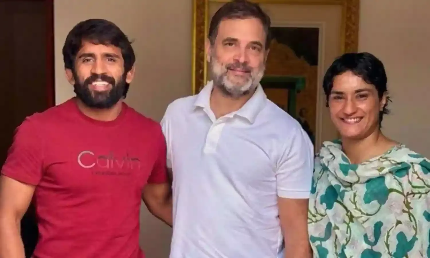 सियासी दंगल लड़ने जा रही विनेश फोगाट को क्यों छोड़नी पड़ी सरकारी नौकरी, इस नियम के चलते लेना पड़ा फैसला