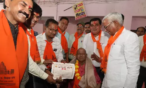 राष्ट्र की प्रगति में शिक्षकों की अहम भूमिका राष्ट्र की प्रगति में शिक्षकों की अहम भूमिका