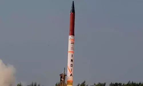 भारत ने किया अग्नि-4 का सफल परीक्षण, एक टन वजनी परमाणु हथियार ले जाने में है सक्षम, 4 हजार किमी है रेंज