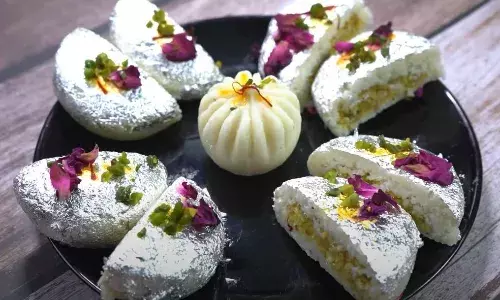 बिना मावा, घी और चाशनी के घर पर बनाएं स्वादिष्ट मिठाई, खाते ही मन हो जाएगा खुश