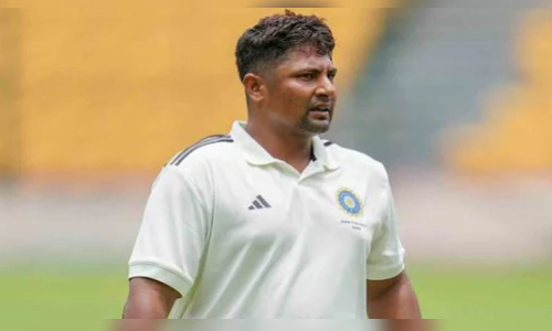 सरफराज खान का कहर, लगातार 5 चौके जड़कर भारतीय गेंदबाज की उड़ाई धज्जियां