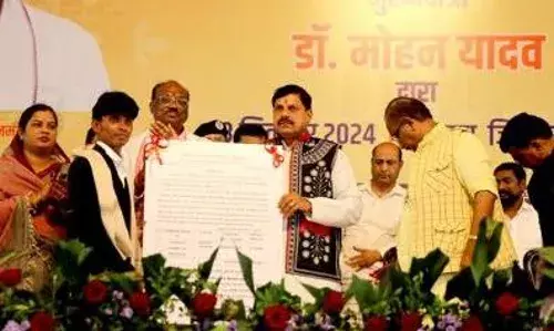 परीक्षाओं की तैयारी और अध्ययन के लिए मिलेगी पूरी सहायता, खण्डवा में जनजातीय छात्र प्रोत्साहन और सम्मान समारोह में बोले सीएम मोहन यादव