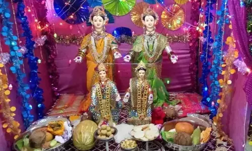 बीड जिले में मंगलवार को होगा ज्येष्ठा गौरी का आगमन बीड जिले में मंगलवार को होगा ज्येष्ठा गौरी का आगमन