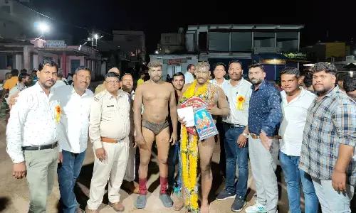 जबलपुर के चंदन पहलवान ने जीता दंगल, पाखडिय़ों के रोहित पहलवान बने उपविजेता