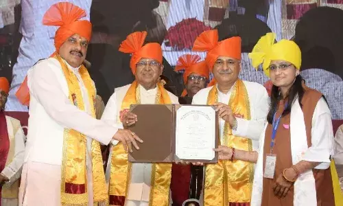 माता-पिता-गुरूजनों का सम्मान और सत्य का पालन करें विद्यार्थी- राज्यपाल मंगुभाई पटेल