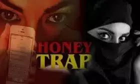 विदेश में नौकरी के नाम पर युवकों से साइबर ठगी और युवतियों से हनी ट्रैप