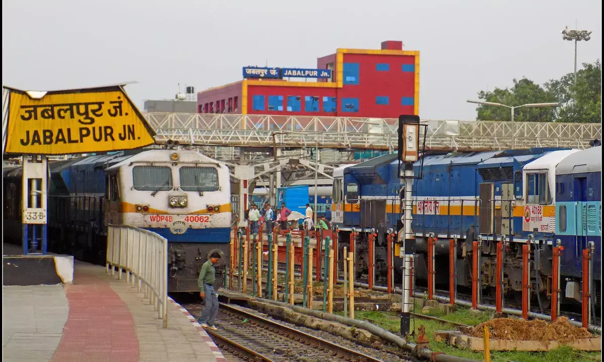 गढ़ा, ग्वारीघाट और बरगी स्टेशन को पमरे में शामिल किया जाए, सोमनाथ और गरीब रथ का मदन महल में हो स्टाॅपेज