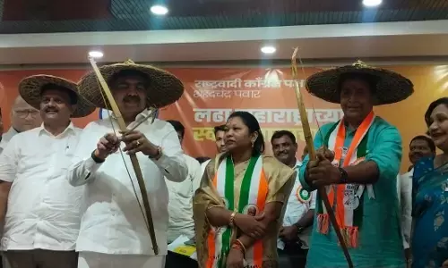 बाबा यदि शेर हैं तो मैं शेरनी और शेरनी घातक होती है - भाग्यश्री आत्राम