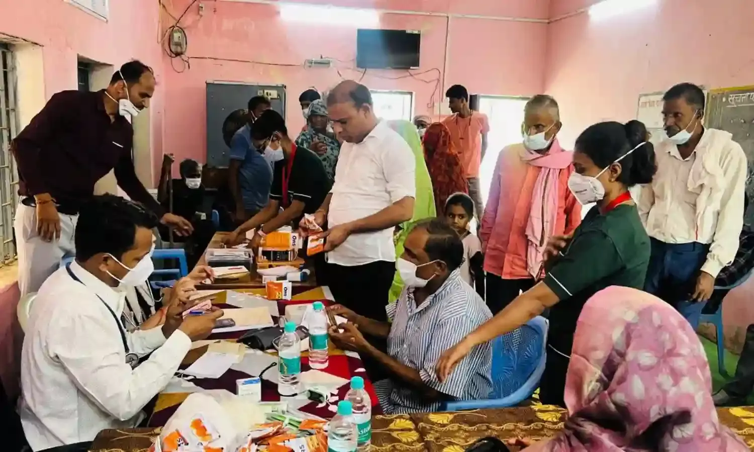 महाविद्यालय में आयोजित किया गया स्वैच्छिक रक्तदान शिविर