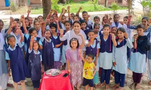 11 साल में 100 पौधे रोप कर बना दी अमराई की छांव 11 साल में 100 पौधे रोप कर बना दी अमराई की छांव