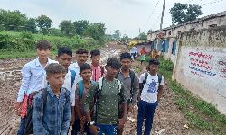 पन्ना- शासकीय हायर सेकेण्डरी स्कूल बोरी तक पहुंचने की राह नहीं आसान