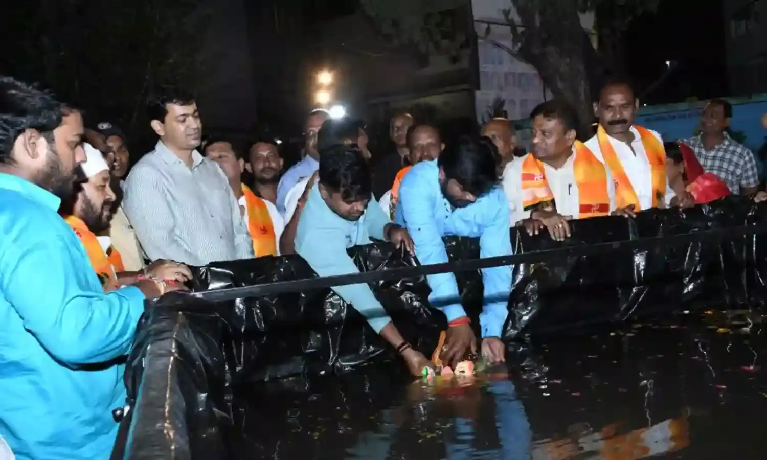अगले बरस तू जल्दी आ... 1 लाख, 65 हजार गणेश मूर्तियों का विसर्जन