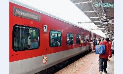 Jabalpur News: कोचिंग डिपो, पिट लाइन में एसी कोच की चैकिंग के बाद ट्रैक पर आएँगी ट्रेनें