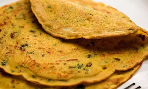 नाश्ते में पराठा खाकर हो गए हैं बोर तो ट्राई करें बेसन का ये टेस्टी नाश्ता, परिवार को आएगा बेहद पसंद