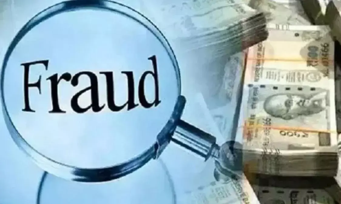 प्रबंधक ने खुद की कंपनियों को बेच डाली लाखों की बैटरियां, संचालक को लगा चूना