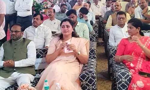 अमरावती की दशा और दिशा बदलेगा मेगा टेक्सटाइल पार्क : पीएम मोदी अमरावती की दशा और दिशा बदलेगा मेगा टेक्सटाइल पार्क : पीएम मोदी