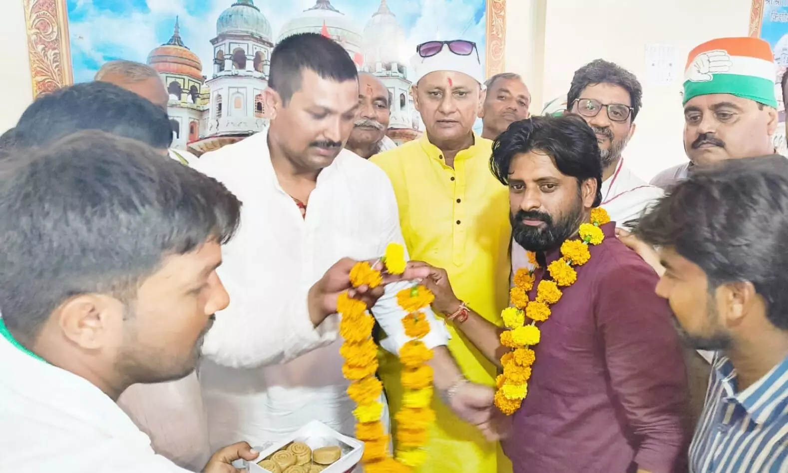 सिमरिया में नवभारत साक्षरता सामग्री का किया गया वितरण सिमरिया में नवभारत साक्षरता सामग्री का किया गया वितरण