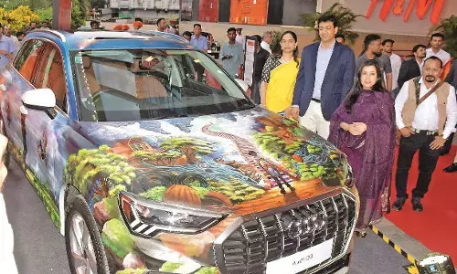 अंबा माई के गोंधल से शुरू हुआ आर्ट फेस्ट, दीवारों पर आर्टिस्ट दिखाएंगे कलाकारी