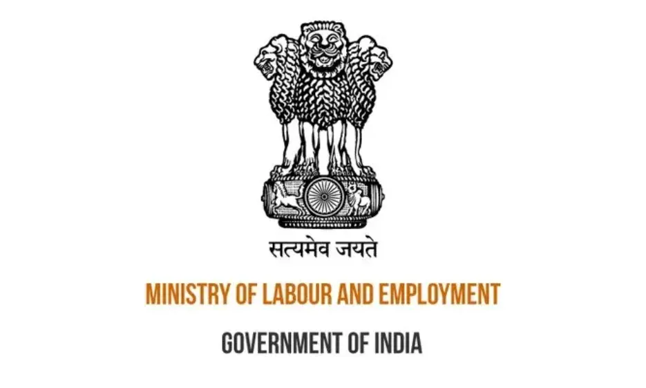 चार्टर्ड अकाउंटेंट की मौत के मामले में महाराष्ट्र सरकार से रिपोर्ट तलब चार्टर्ड अकाउंटेंट की मौत के मामले में महाराष्ट्र सरकार से रिपोर्ट तलब