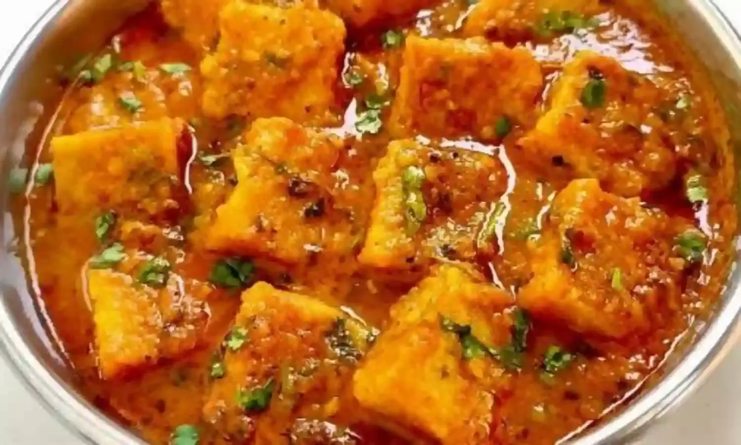 एक जैसी आलू की सब्जी खाकर हो गए हैं बोर, तो करें इस मजेदार और आसान आलू की सब्जी को ट्राई