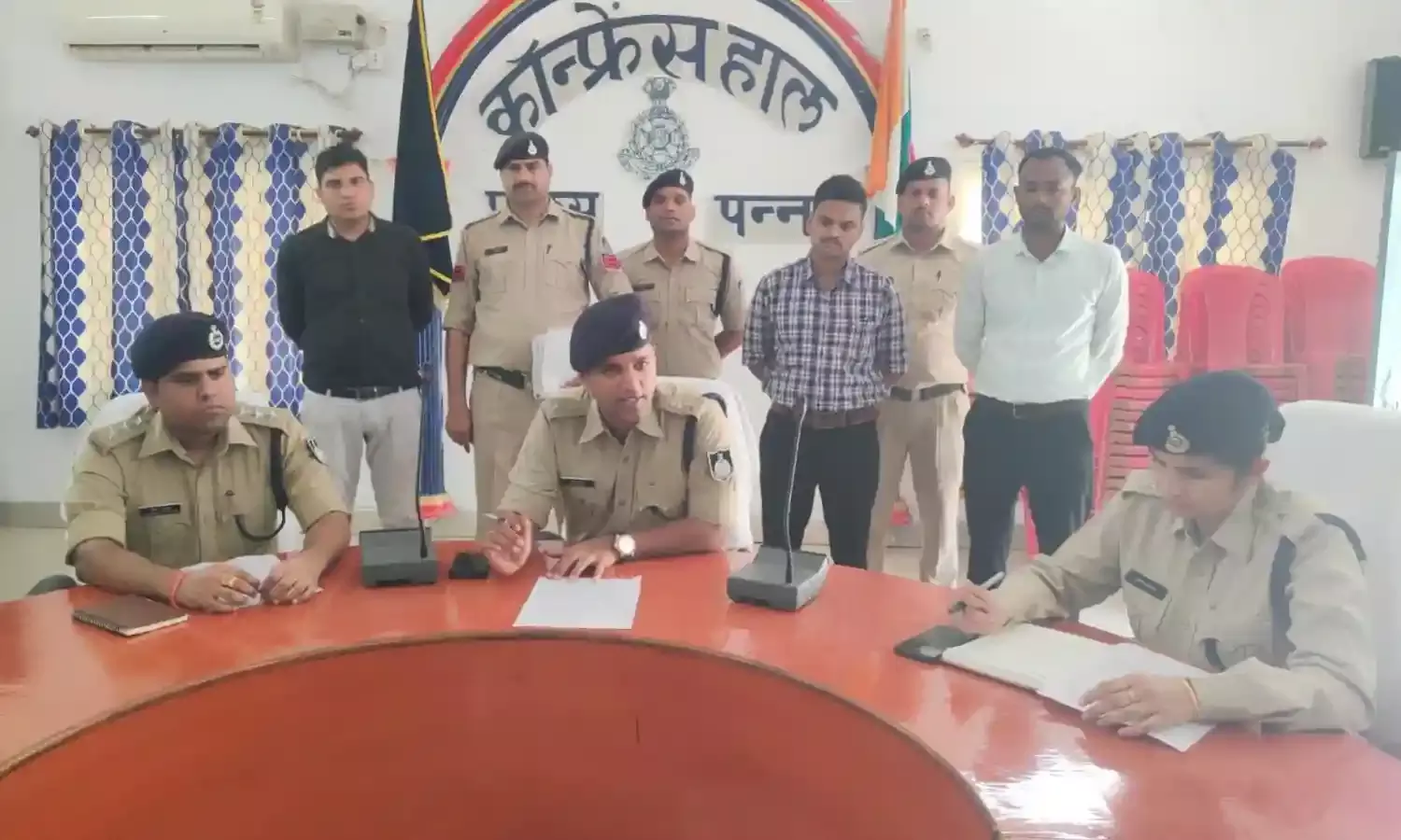 दुबई से संचालित अंतरराष्ट्रीय ठग गिरोह से जुडे पांच जालसाज गिरफ्तार