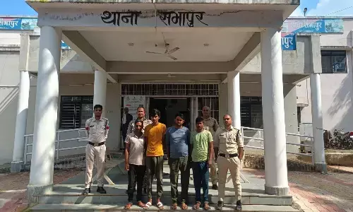 युवती से गैंगरेप पर 4 आरोपी गिरफ्तार युवती से गैंगरेप पर 4 आरोपी गिरफ्तार
