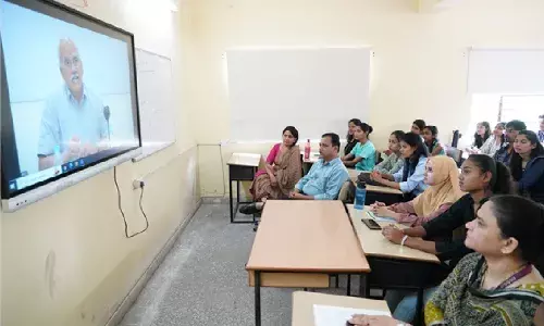 स्कोप ग्लोबल स्किल्स यूनिवर्सिटी में हिंदी उत्सव के तहत ऑनलाइन संवाद का आयोजन