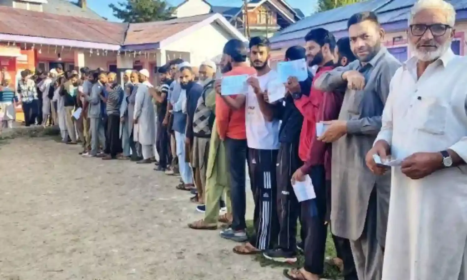 दूसरे चरण का मतदान आज, ईवीएम में कैद होगी 239 उम्मीदवारों की किस्मत, पोलिंग बूथ पर सुरक्षा के पुख्ता इंतजाम