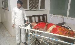 Chhindwara News- कहर बनकर झोपड़ी पर गिरी आकाशीय बिजली, एक युवक की मौत Chhindwara News- कहर बनकर झोपड़ी पर गिरी आकाशीय बिजली, एक युवक की मौत