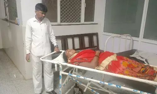 कहर बनकर झोपड़ी पर गिरी आकाशीय बिजली, एक युवक की मौत