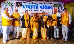 Panna News- आबकारी उपनिरीक्षक मुकेश पाण्डेय का बद्रीनाथ धाम में किया गया सम्मान Panna News- आबकारी उपनिरीक्षक मुकेश पाण्डेय का बद्रीनाथ धाम में किया गया सम्मान