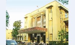 Jabalpur News: शासकीय विवि और कॉलेज परिसर में बन सकती है राष्ट्रीय परीक्षण एजेंसी की लैब Jabalpur News: शासकीय विवि और कॉलेज परिसर में बन सकती है राष्ट्रीय परीक्षण एजेंसी की लैब