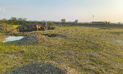 Panna News- जल निगम विभाग की मनमानी, बीच तालाब में बना रहे पानी की टंकी Panna News- जल निगम विभाग की मनमानी, बीच तालाब में बना रहे पानी की टंकी