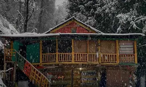सिर्फ 100 रुपये में मिलने वाला है ब्रिटेन का घर, जानें क्या है इसके पीछे का कारण सिर्फ 100 रुपये में मिलने वाला है ब्रिटेन का घर, जानें क्या है इसके पीछे का कारण
