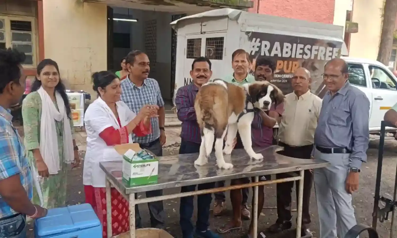 विश्व रैबीज दिवस पर 118 श्वानों को रैबीज प्रतिबंधक टीकाकरण