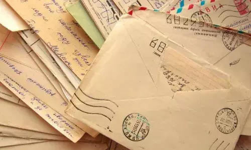 इंग्लैंड के एक गांव में आ रहीं रहस्यमयी चिट्ठियां, चिट्ठी पढ़कर गांव छोड़ रहे हैं लोग, जानें क्या है ऐसा जो लोगों को कर रहा मजबूर