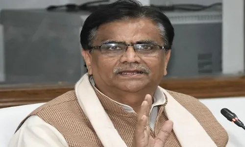 कांग्रेस के घोषणापत्र में दावों की भाजपा ने उड़ाई खिल्ली, ओपी धनखड़ ने कहा - ये ठीक वैसे ही जैसे घर में कोई...
