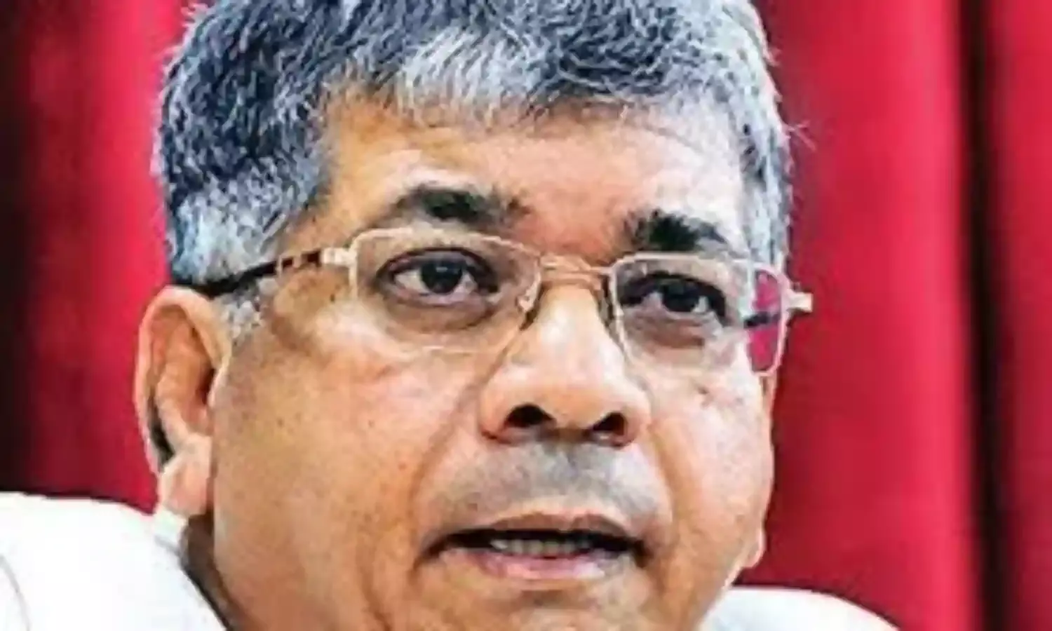 प्रकाश अंबेडकर ने कहा मराठों को ओबीसी नहीं, अलग से ही मिलना चाहिए आरक्षण