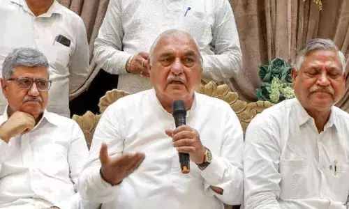 सरकार बनाने की उम्मीद पाले बैठी कांग्रेस का बिगड़ेगा खेल, छोटे दल और निर्दलीय बन सकते हैं जीत में रोड़ा