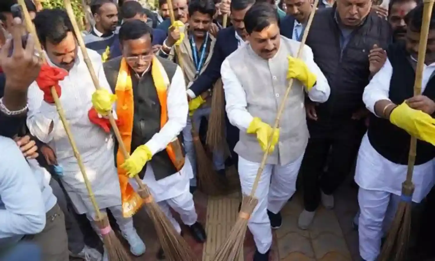 स्वच्छता पखवाड़े की उपलब्धियों के परिणाम स्वच्छता सर्वेक्षण में दिखेंगे: मुख्यमंत्री डॉ. यादव
