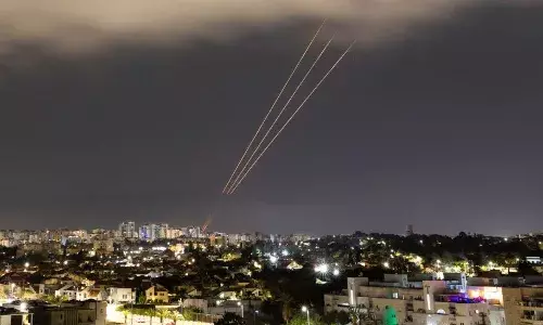 दागी 100 से ज्यादा मिसाइलें, बताया नसरल्लाह की शहादत का बदला, नागरिकों को शेल्टर होम में भेज रही आईडीएफ