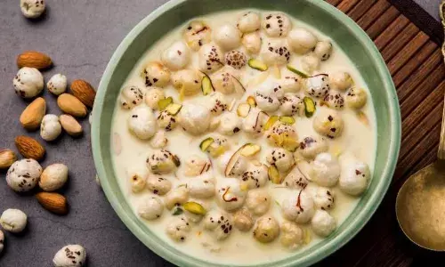 नवरात्रि में माता जी को लगाना है भोग, तो बनाएं शानदार सी मखाने की खीर, देवी मां हो जाएंगी खुश