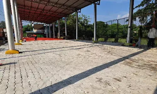 जनसरोकार की अनदेखी के बीच फिजूलखर्ची जनसरोकार की अनदेखी के बीच फिजूलखर्ची