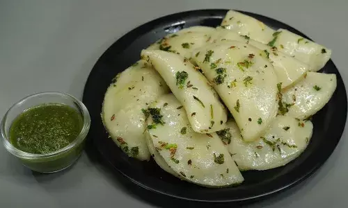 नवरात्रि पर कम तेल से बनाएं व्रत का टेस्टी एंड परफेक्ट नाश्ता, पेट और मन दोनों जाएगा भर