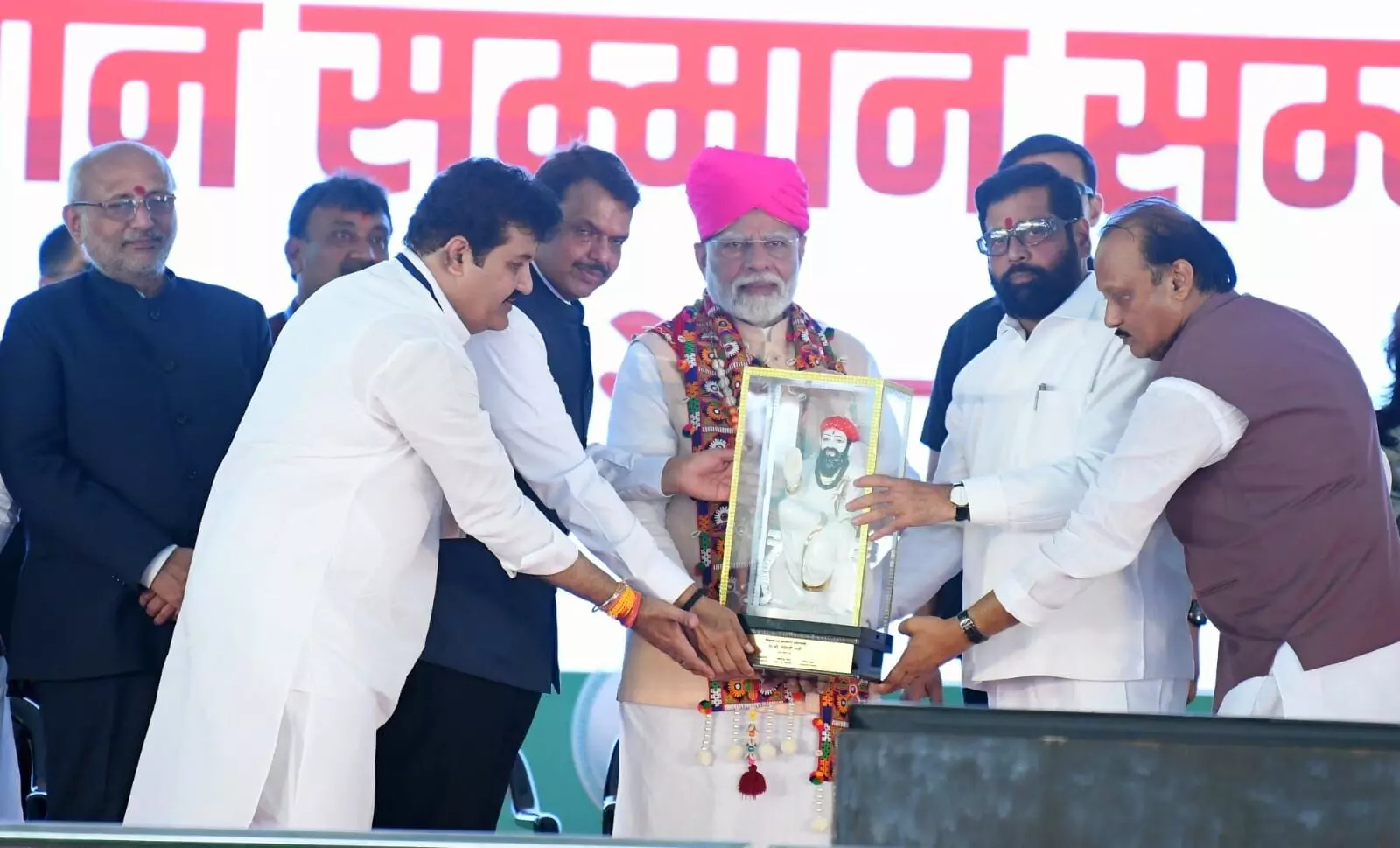 मोदी बोले - अभिजात भाषा का दर्जा, मराठी को वैश्विक श्रोताओं तक पहुंचाएं मोदी बोले - अभिजात भाषा का दर्जा, मराठी को वैश्विक श्रोताओं तक पहुंचाएं
