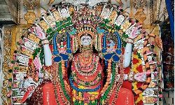 Jabalpur News: रोशनी से जगमगाए पंडाल, गूँजे माता के जयकारे